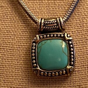 VTG Turquoise and 925 Sterling Silver Pendant Necklace
